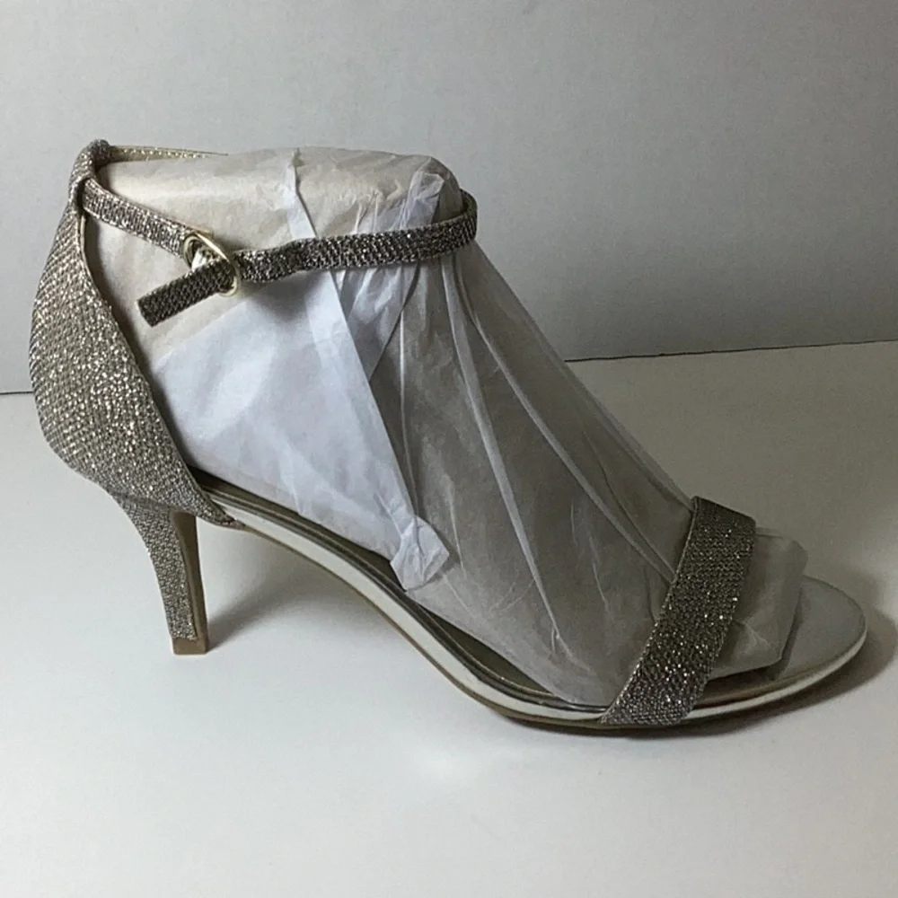 Bandolino Madia 2 Sandal